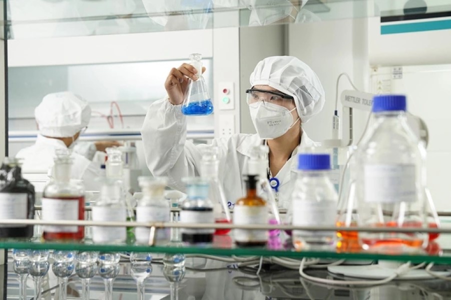 Doanh nghiệp dược phẩm làm ăn ra sao trong dịch COVID-19?
